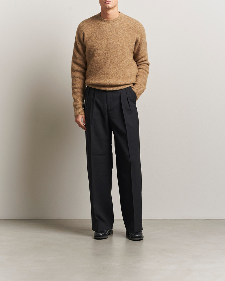 Herr | Tröjor | AMI | Signature Alpaca Knitted Sweater Camel