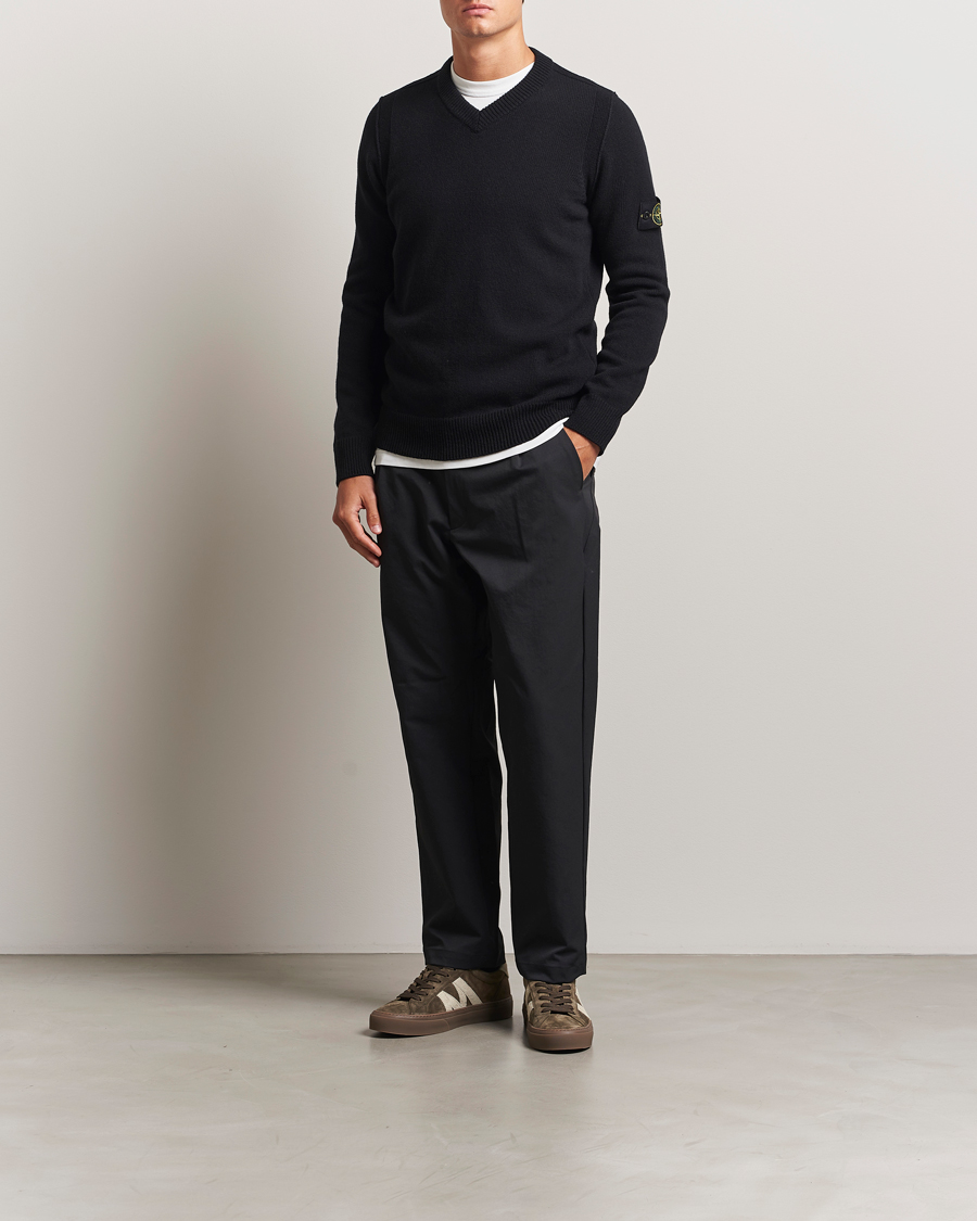 Herr | Tröjor | Stone Island | Knitted Lambswool V-Neck Black