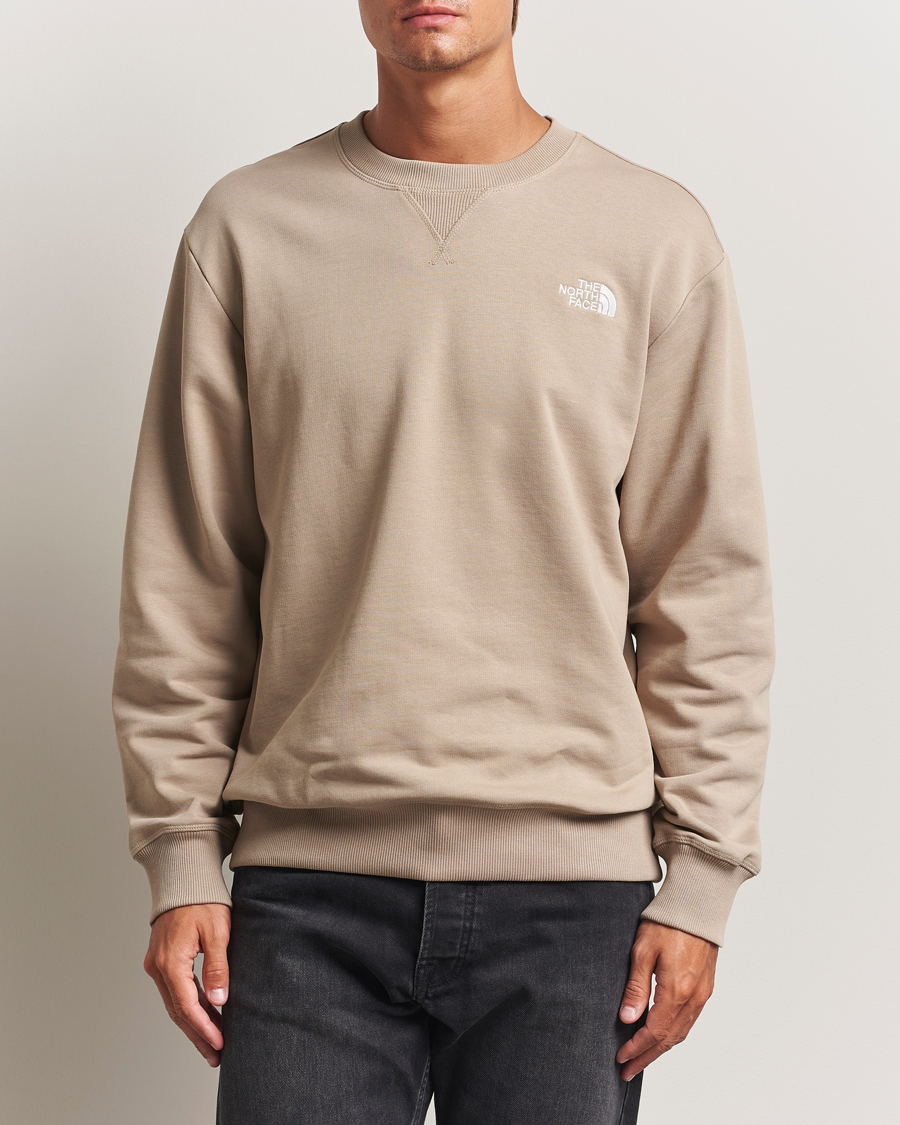 Herr | Tröjor | The North Face | Essential Lite Crew Neck Beige