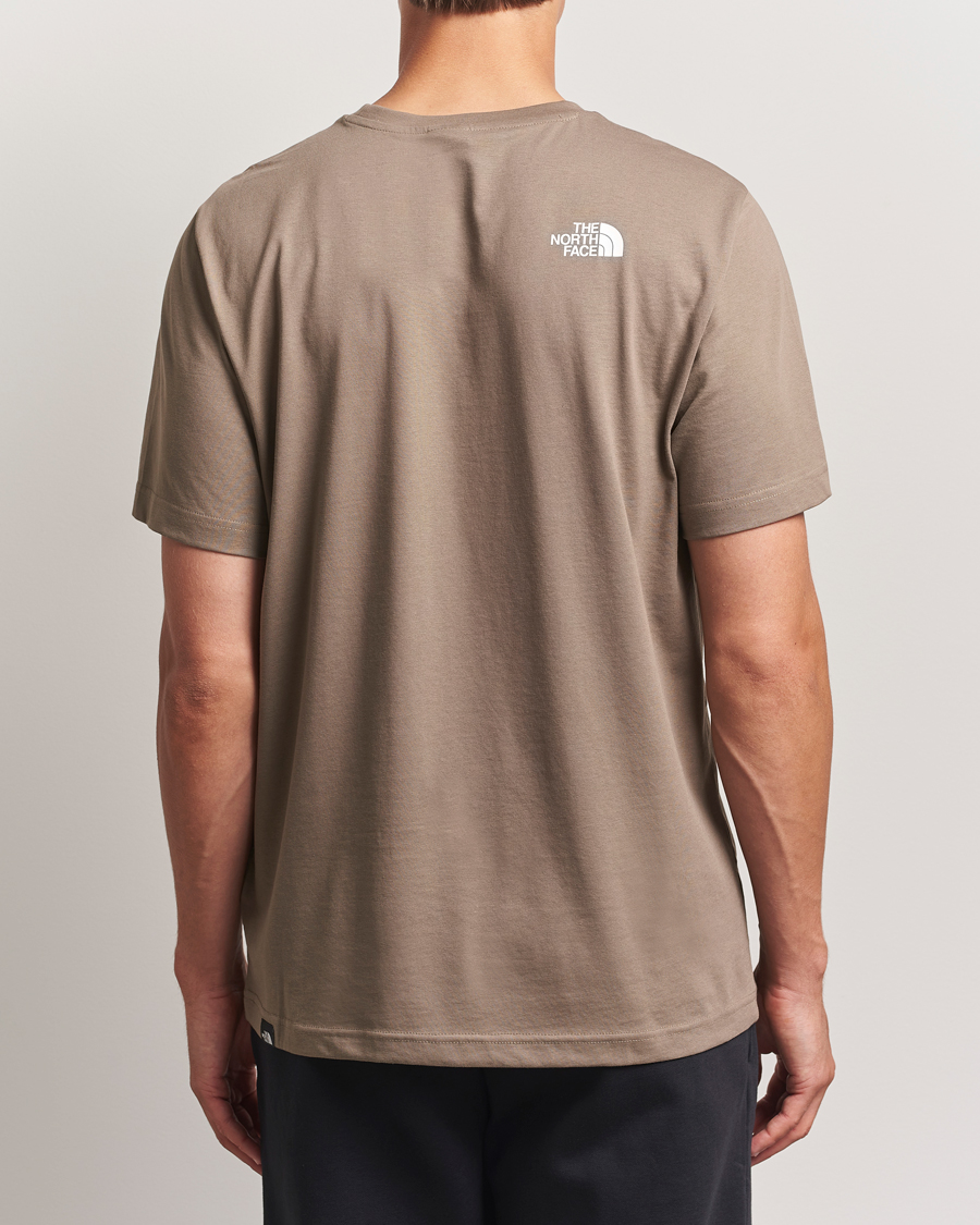 Herr | T-Shirts | The North Face | Simple Dome T-Shirt Beige