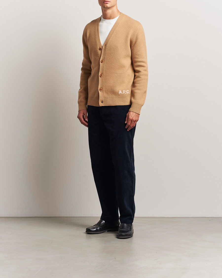 Herr | Byxor | A.P.C. | Lawrence Corduroy Trousers Dark Navy