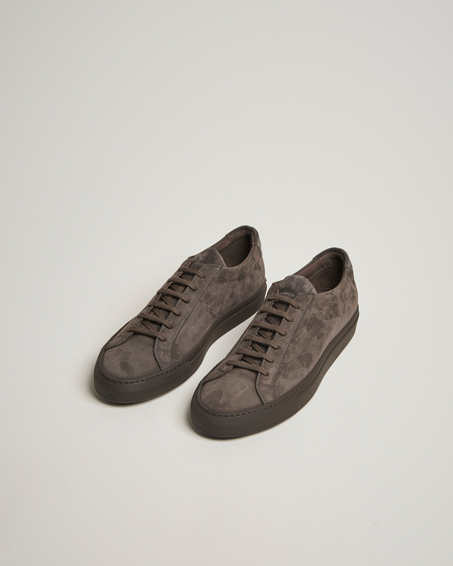 Herr | Sneakers | Common Projects | Original Achilles Nubuck Sneaker Charcoal