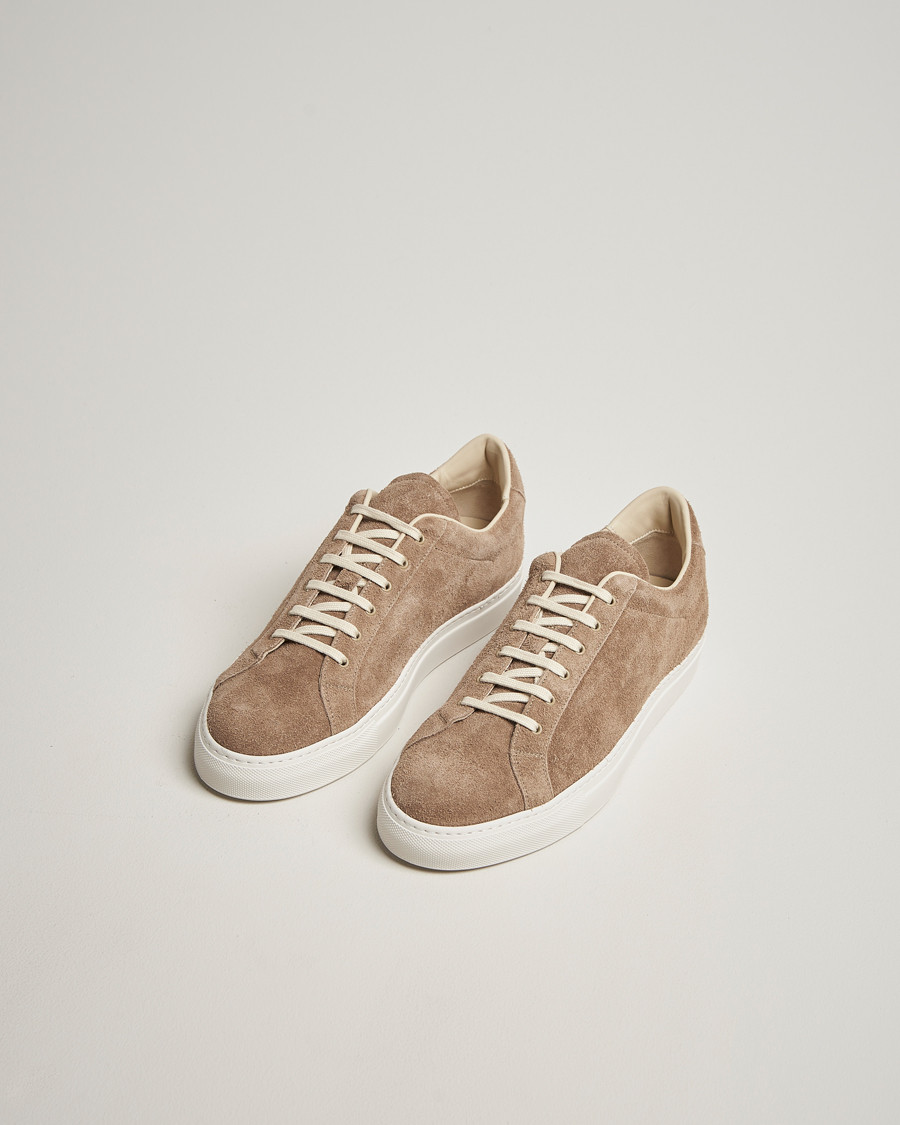 Herr | Sneakers | Common Projects | Achilles Sport Suede Sneaker Taupe