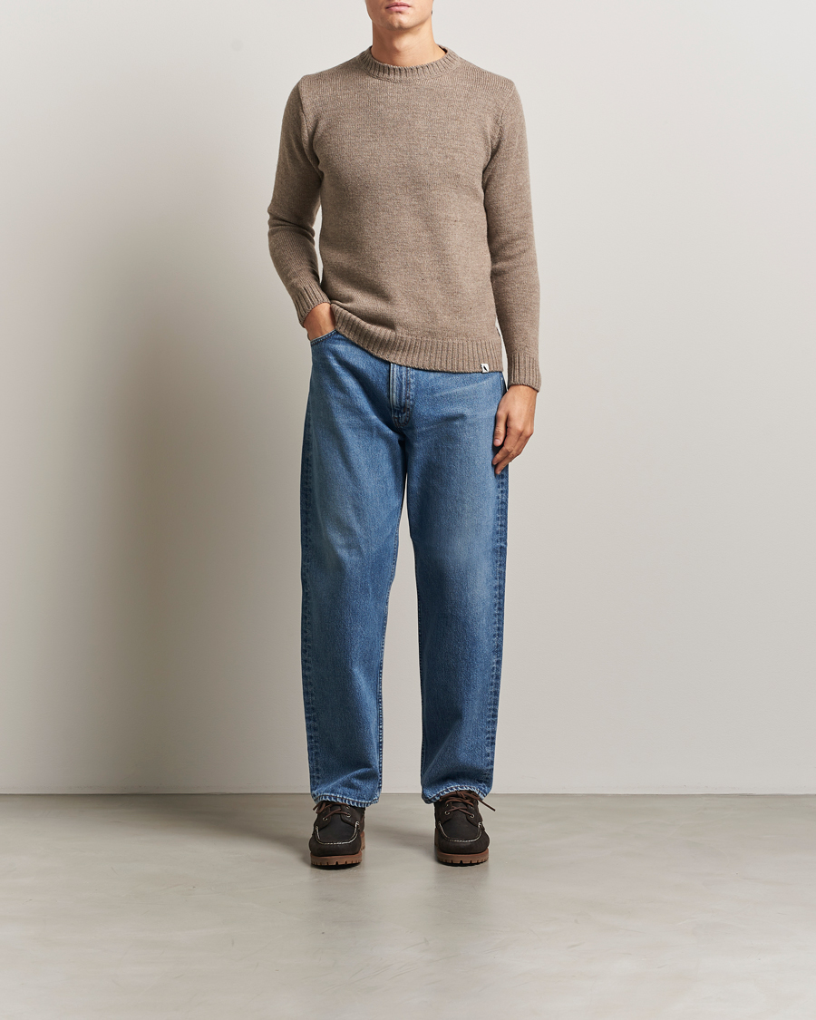 Herr | Tröjor | Peregrine | Maker's Stitch Merino Crew Light Brown