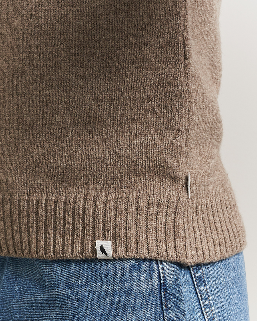 Herr | Tröjor | Peregrine | Maker's Stitch Merino Crew Light Brown