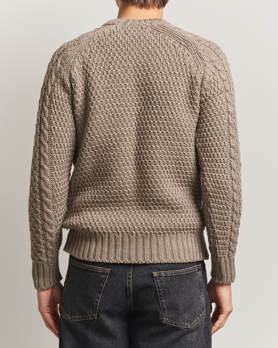 Herr | Tröjor | Peregrine | Winston Merino Crew Light Brown