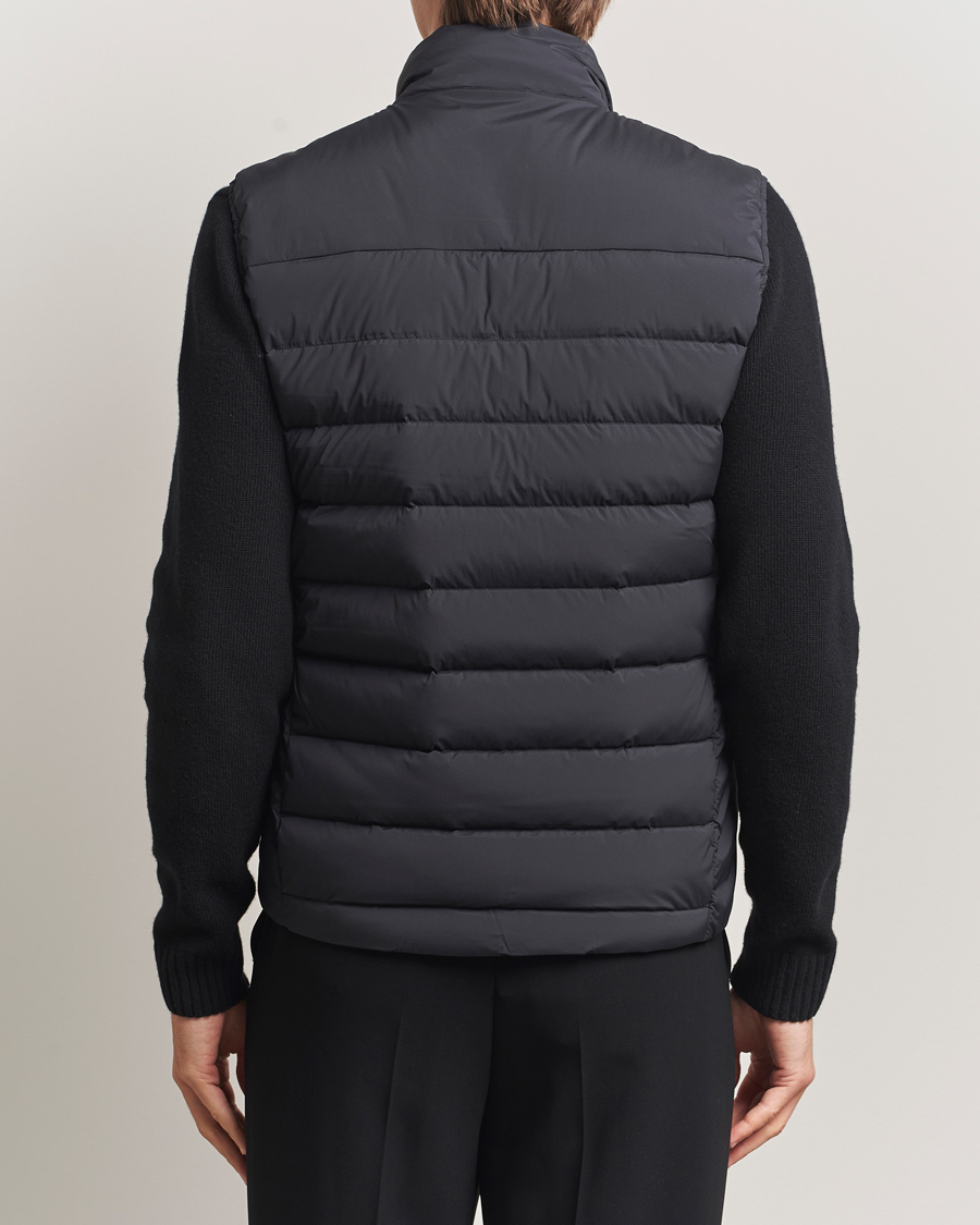 Herr | Västar | Scandinavian Edition | Ratio II Down Padded Vest Graphite
