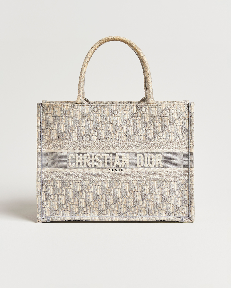 Herr | Pre-Owned & Vintage Bags | Dior Pre-Owned | Medium Dior Book Tote Light grey