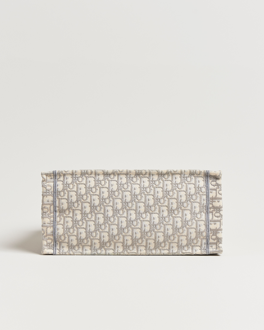 Herr | Pre-Owned & Vintage Bags | Dior Pre-Owned | Medium Dior Book Tote Light grey