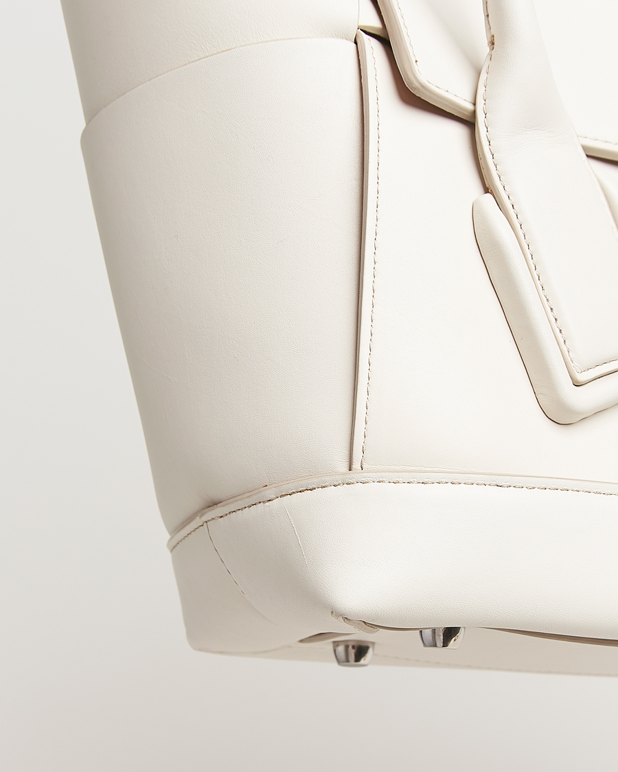 Herr | Pre-Owned & Vintage Bags | Bottega Veneta Pre-Owned | Intrecciato Acro Small White