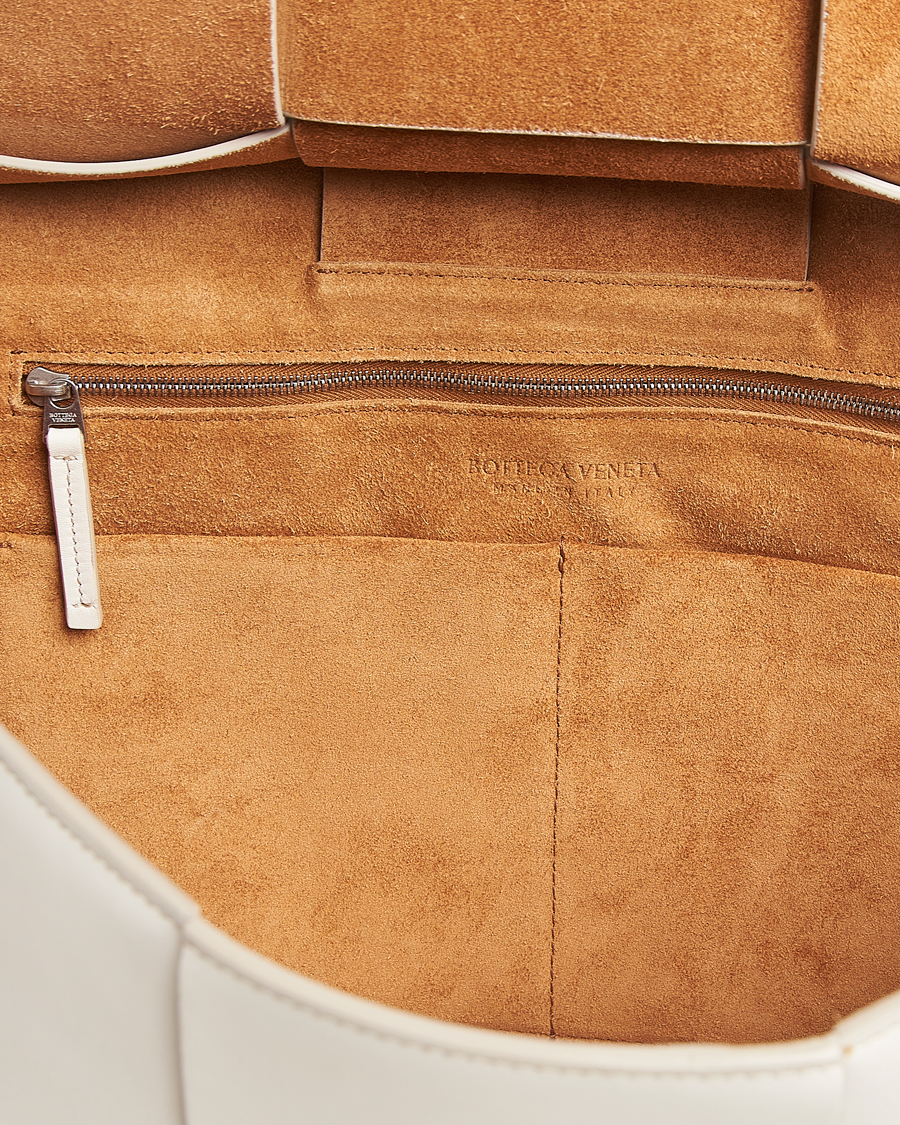 Herr | Pre-Owned & Vintage Bags | Bottega Veneta Pre-Owned | Intrecciato Acro Small White