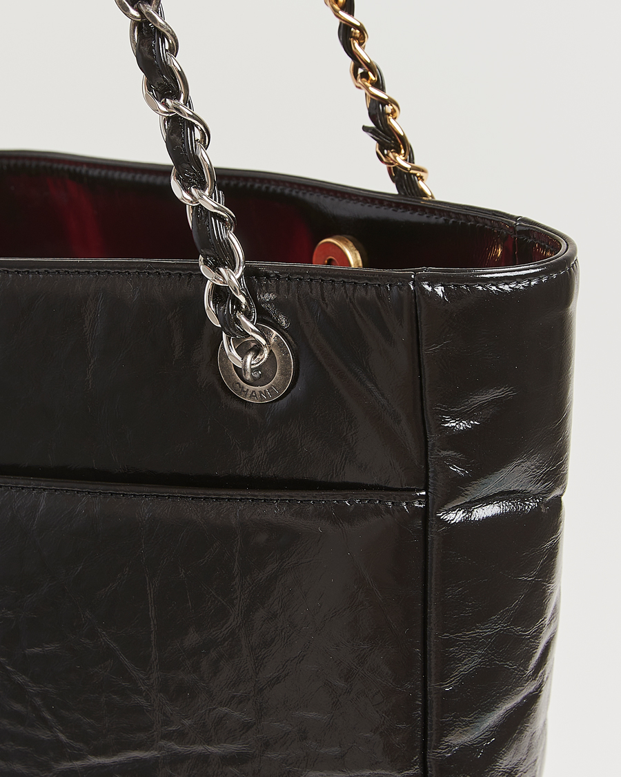 Herr | Pre-Owned & Vintage Bags | Chanel Pre-Owned | Chain Tote Bag Black
