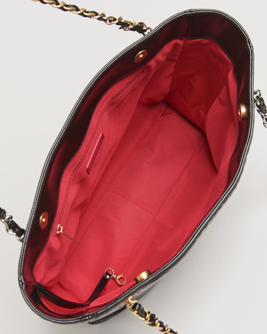 Herr | Pre-Owned & Vintage Bags | Chanel Pre-Owned | Chain Tote Bag Black