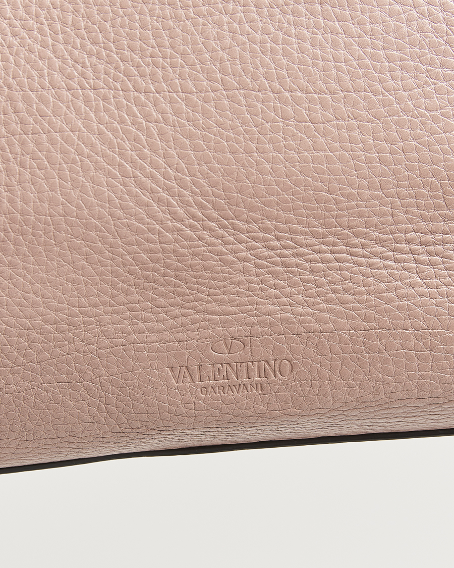 Herr | Pre-Owned & Vintage Bags | Valentino Pre-Owned | Medium Rockstud Tote Bag Poudre