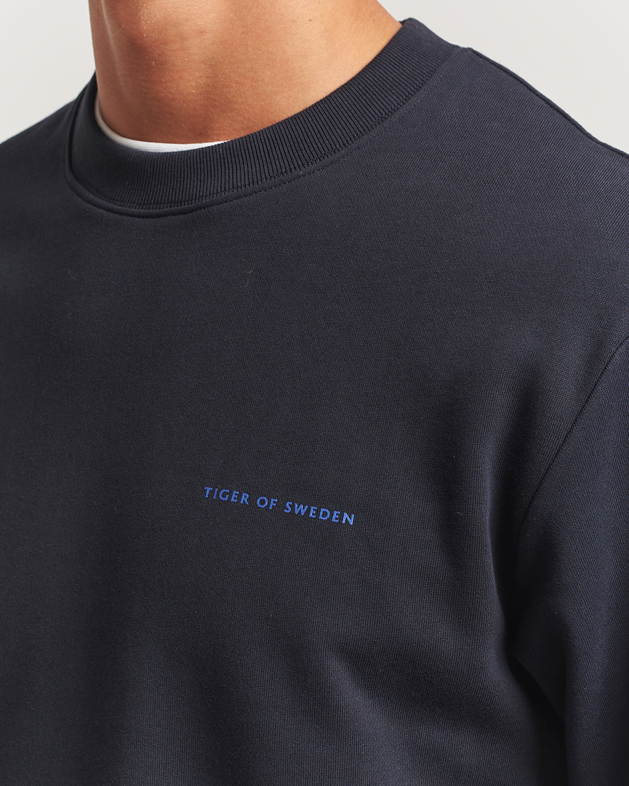 Herr | Tröjor | Tiger of Sweden | Emerson Crew Neck Sweatshirt Light Ink