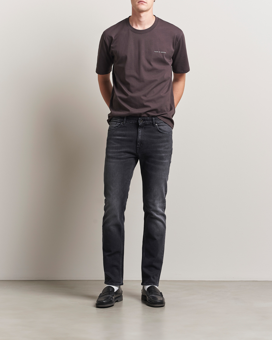 Herr | T-Shirts | Tiger of Sweden | Pro Logo Crew Neck T-Shirt Triumph Steel