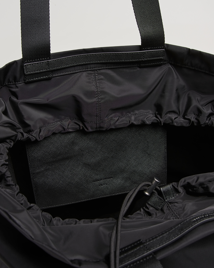 Herr | Väskor | Tiger of Sweden | Pera Nylon Tote Bag Black