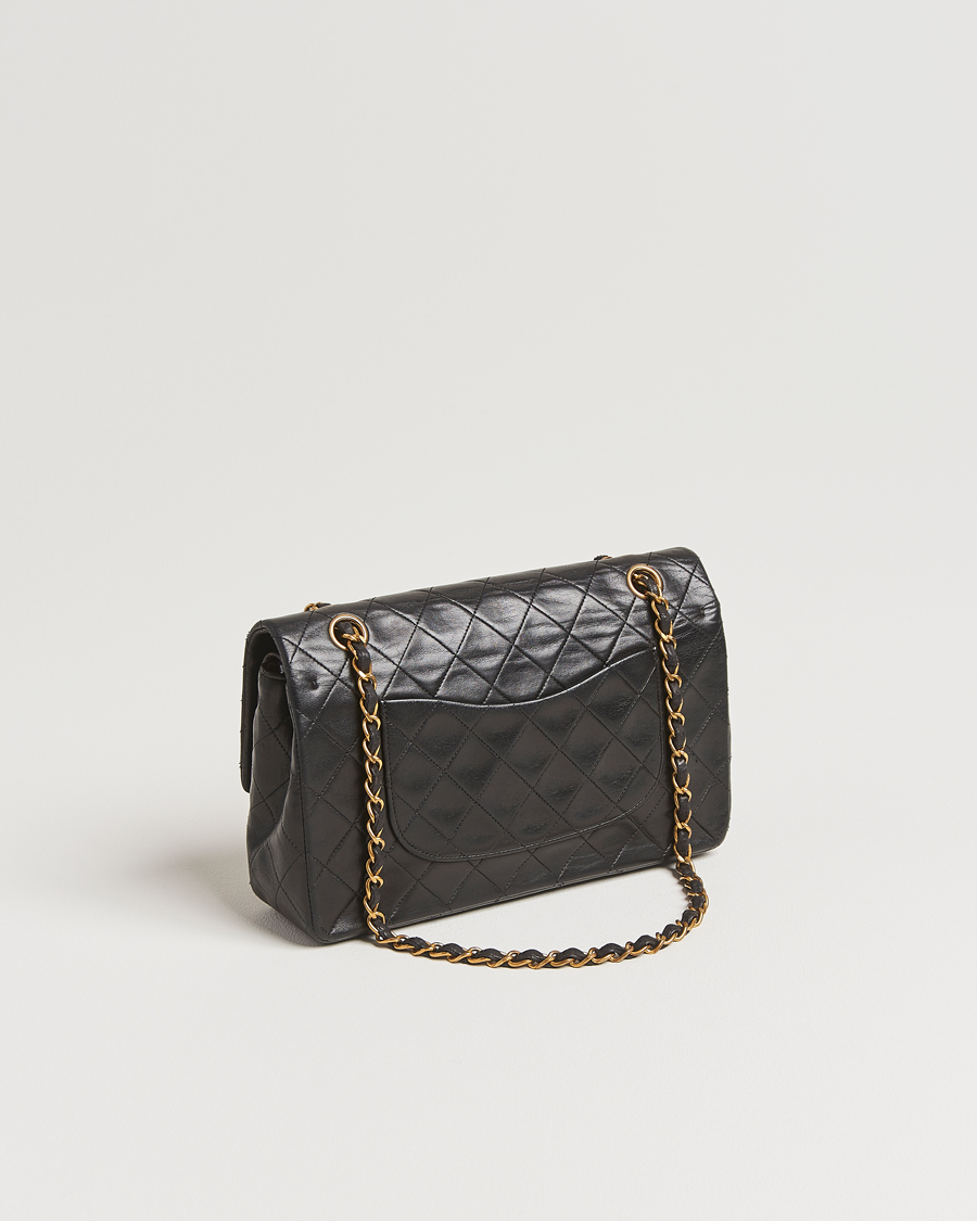 Herr | Gifts for Her | Chanel Pre-Owned | Classic Double Flap Medium Lambskin Black