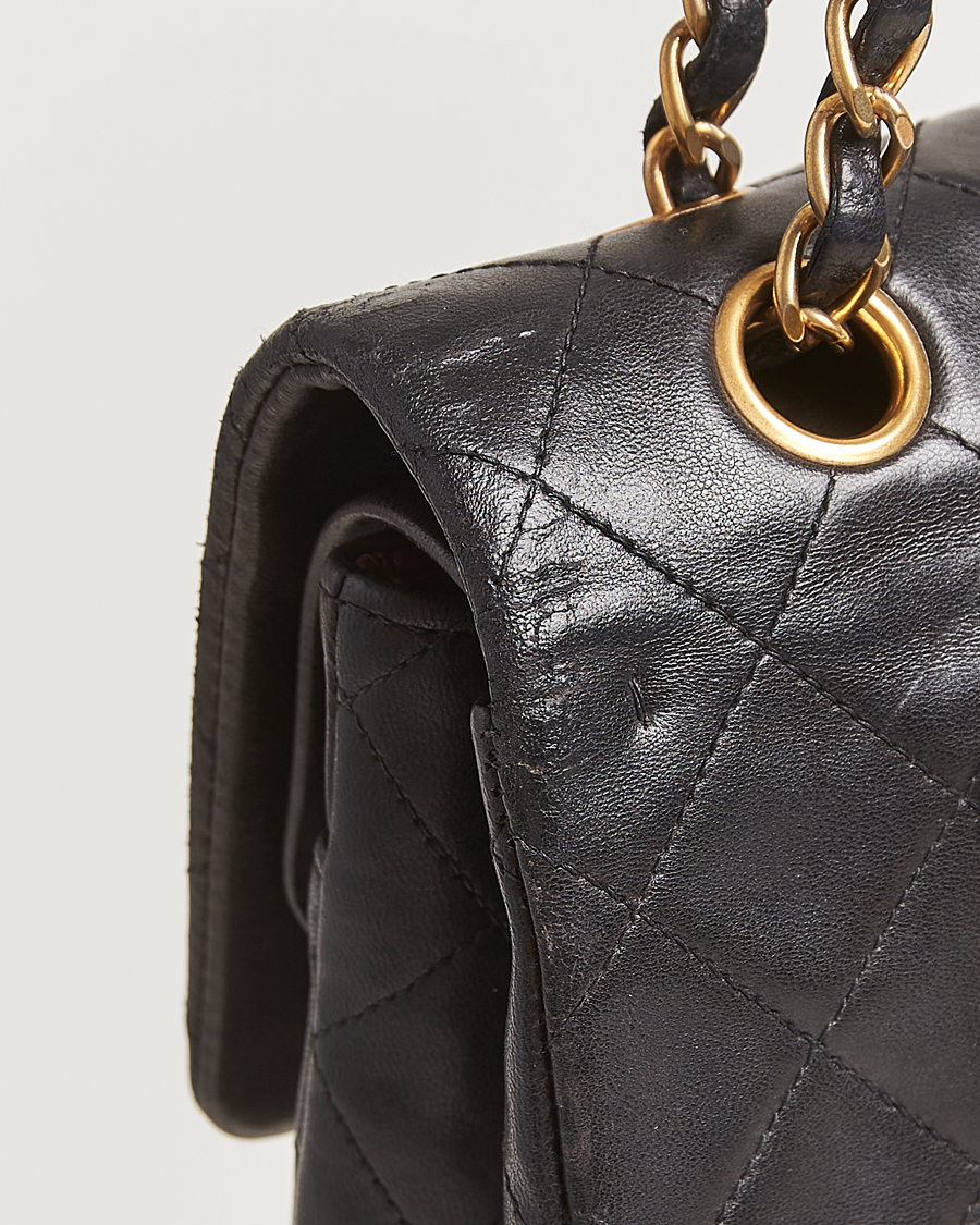 Herr | Gifts for Her | Chanel Pre-Owned | Classic Double Flap Medium Lambskin Black