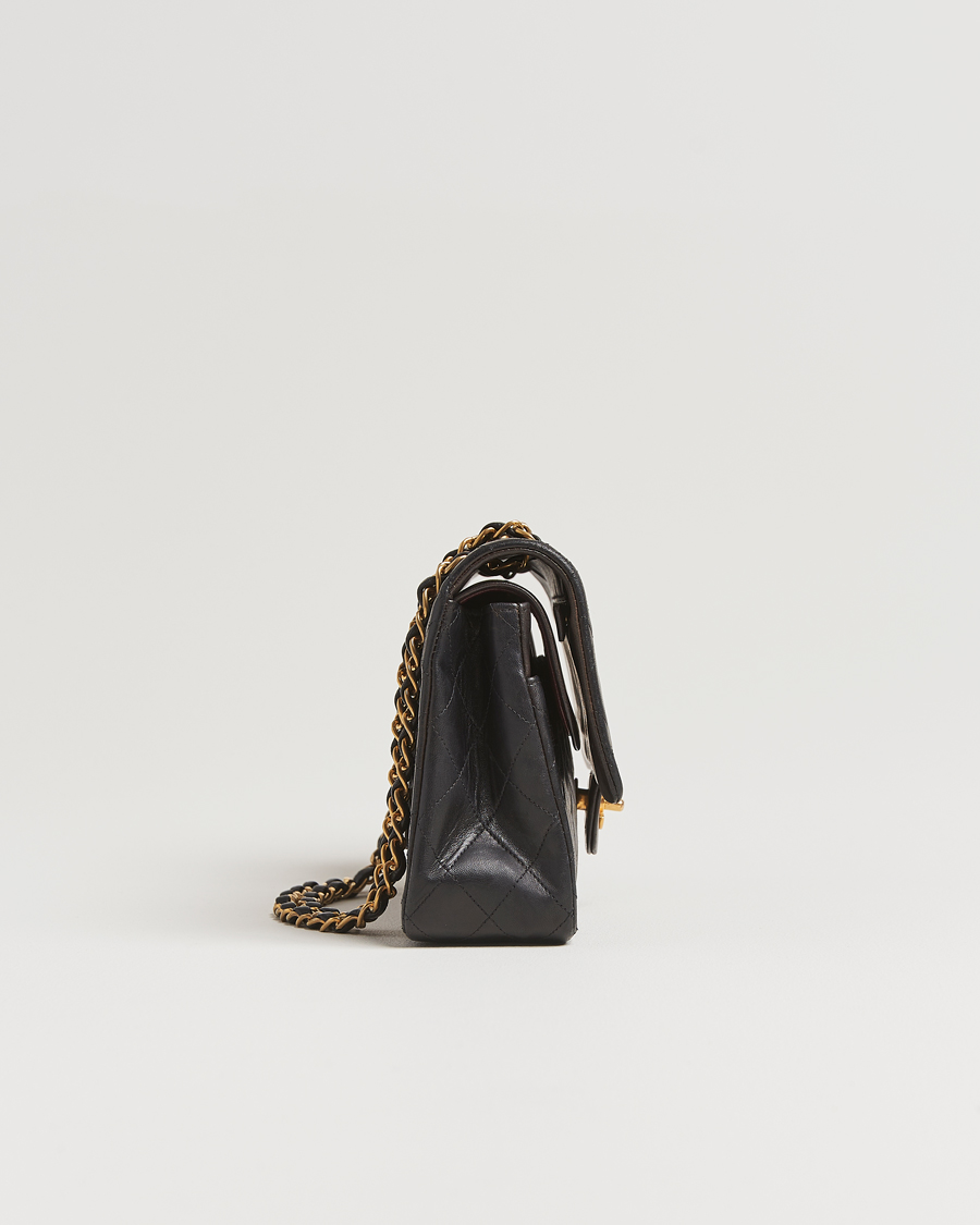 Herr | Gifts for Her | Chanel Pre-Owned | Classic Double Flap Medium Lambskin Black