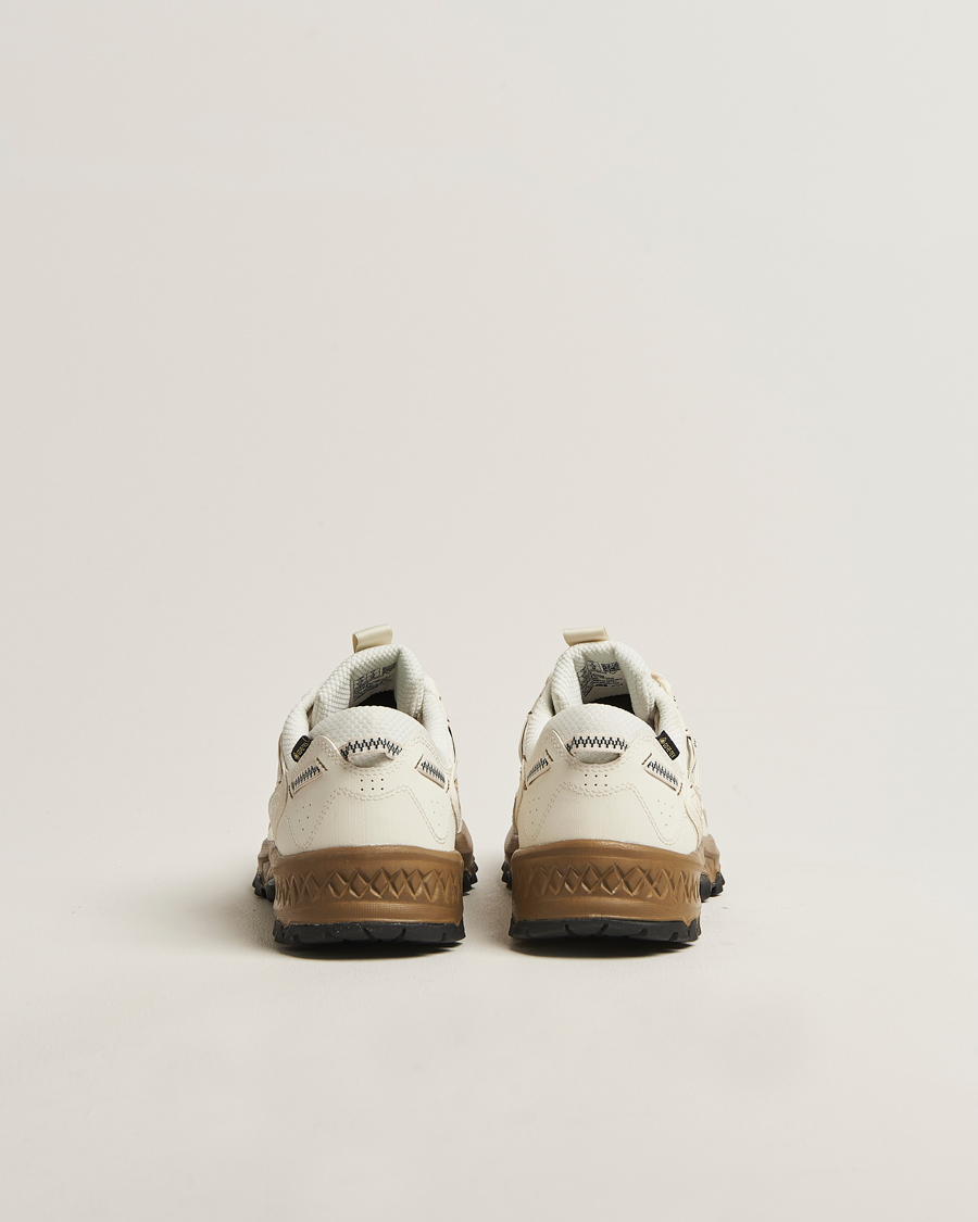 Herr | Trail Sneakers | Saucony | Grid Peak Gore-Tex Trail Sneaker Ivory/Gold