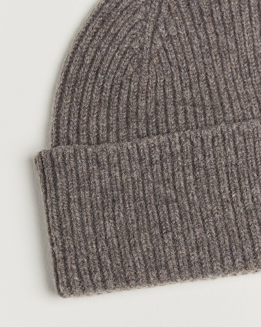 Herr | Mössor | Robert Mackie | Clyde Lambswool Beanie Light Brown