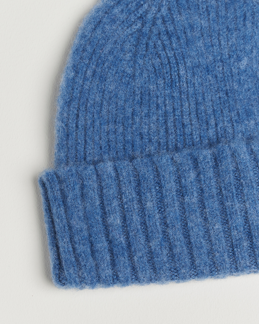 Herr | Mössor | Robert Mackie | Rona Ribbed Shaggy Lambswool Beanie Light Blue