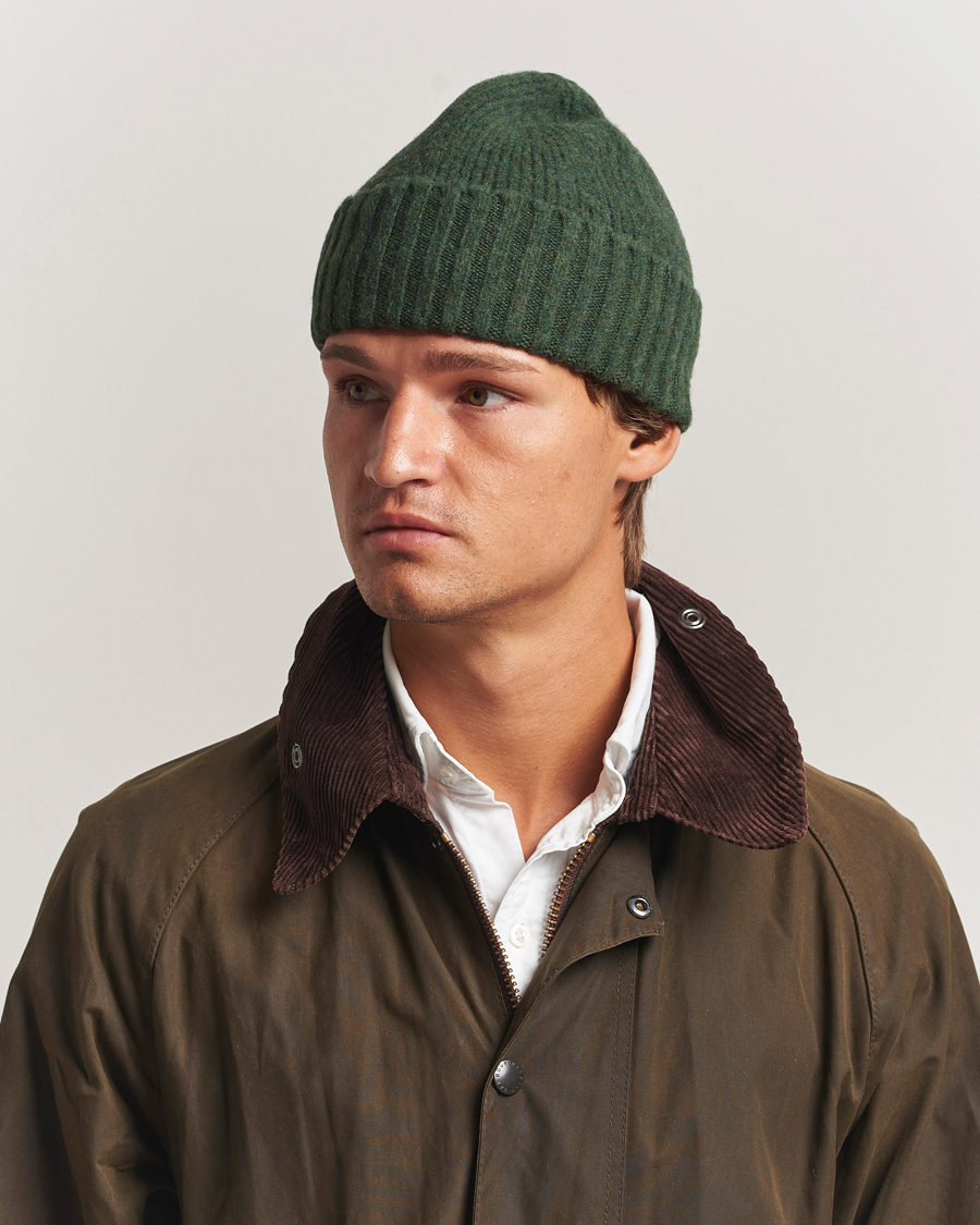 Herr | Mössor | Robert Mackie | Rona Ribbed Shaggy Lambswool Beanie Green