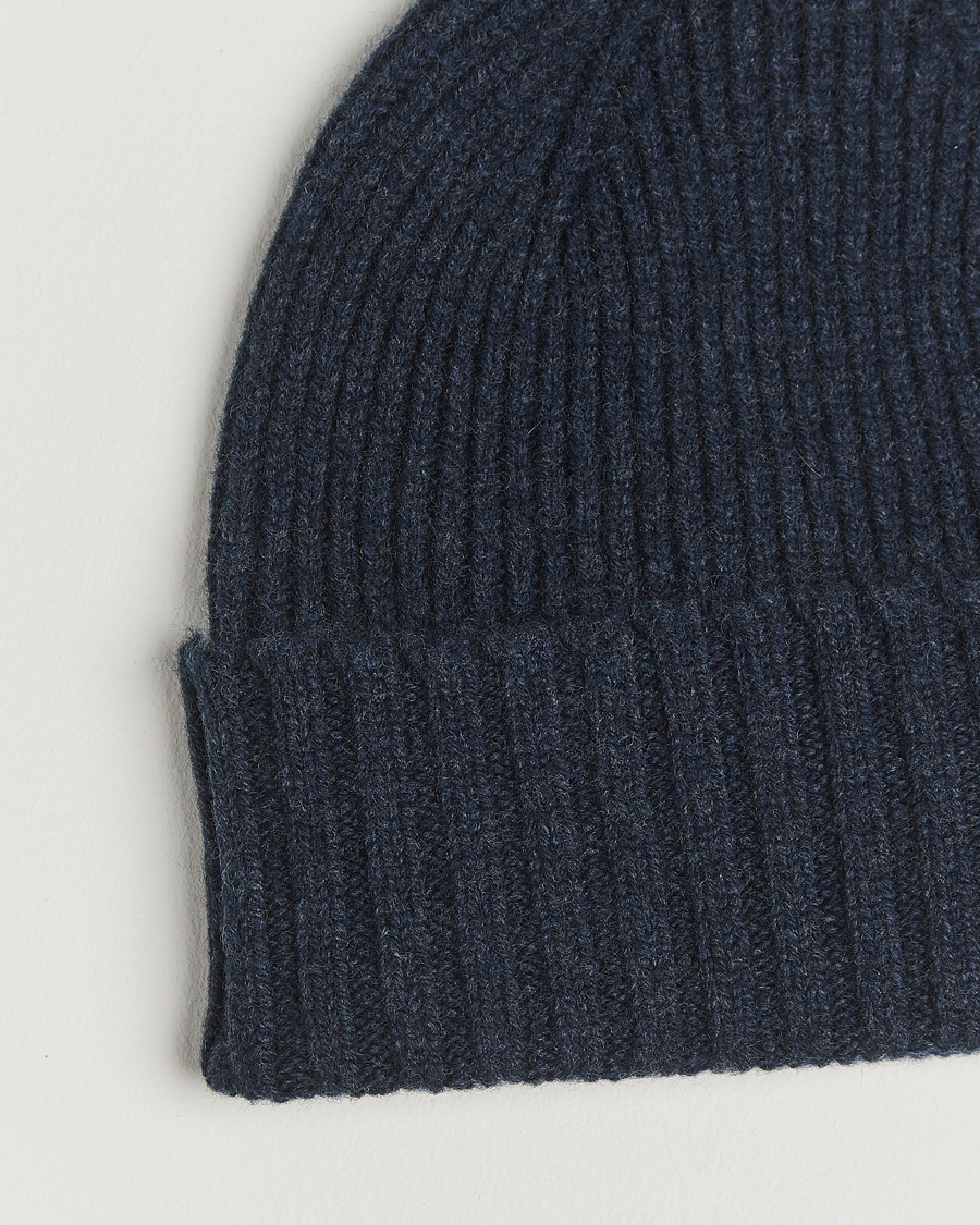 Herr | Mössor | Robert Mackie | Kingswell Ribbed Wool/Cashmere Beanie Navy