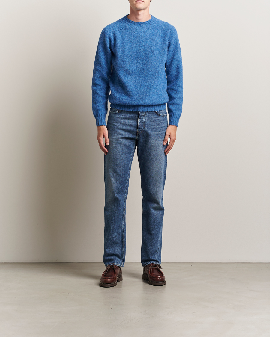 Herr | Tröjor | Harley Of Scotland | Brushed Supersoft Lambswool Crewneck Cobalt