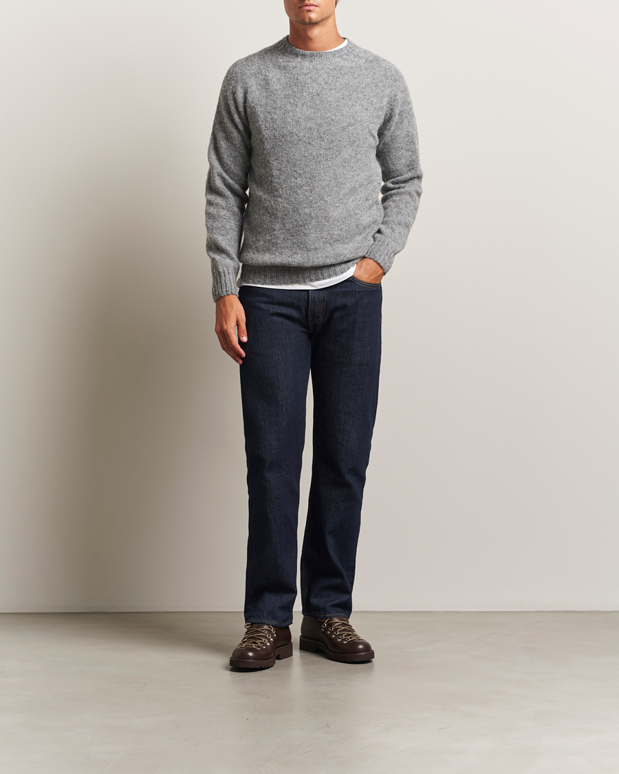 Herr | Tröjor | Harley Of Scotland | Brushed Supersoft Lambswool Crewneck Mid Grey