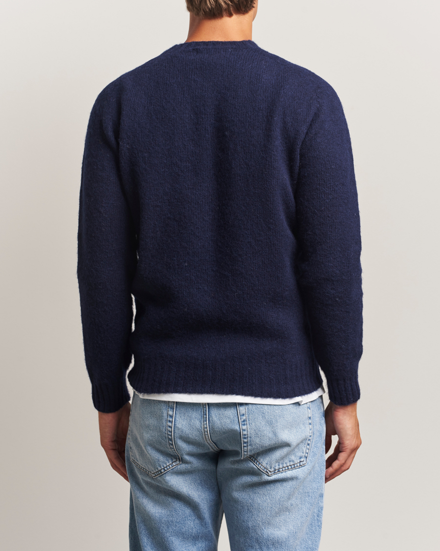 Herr | Tröjor | Harley Of Scotland | Brushed Supersoft Lambswool Crewneck Navy