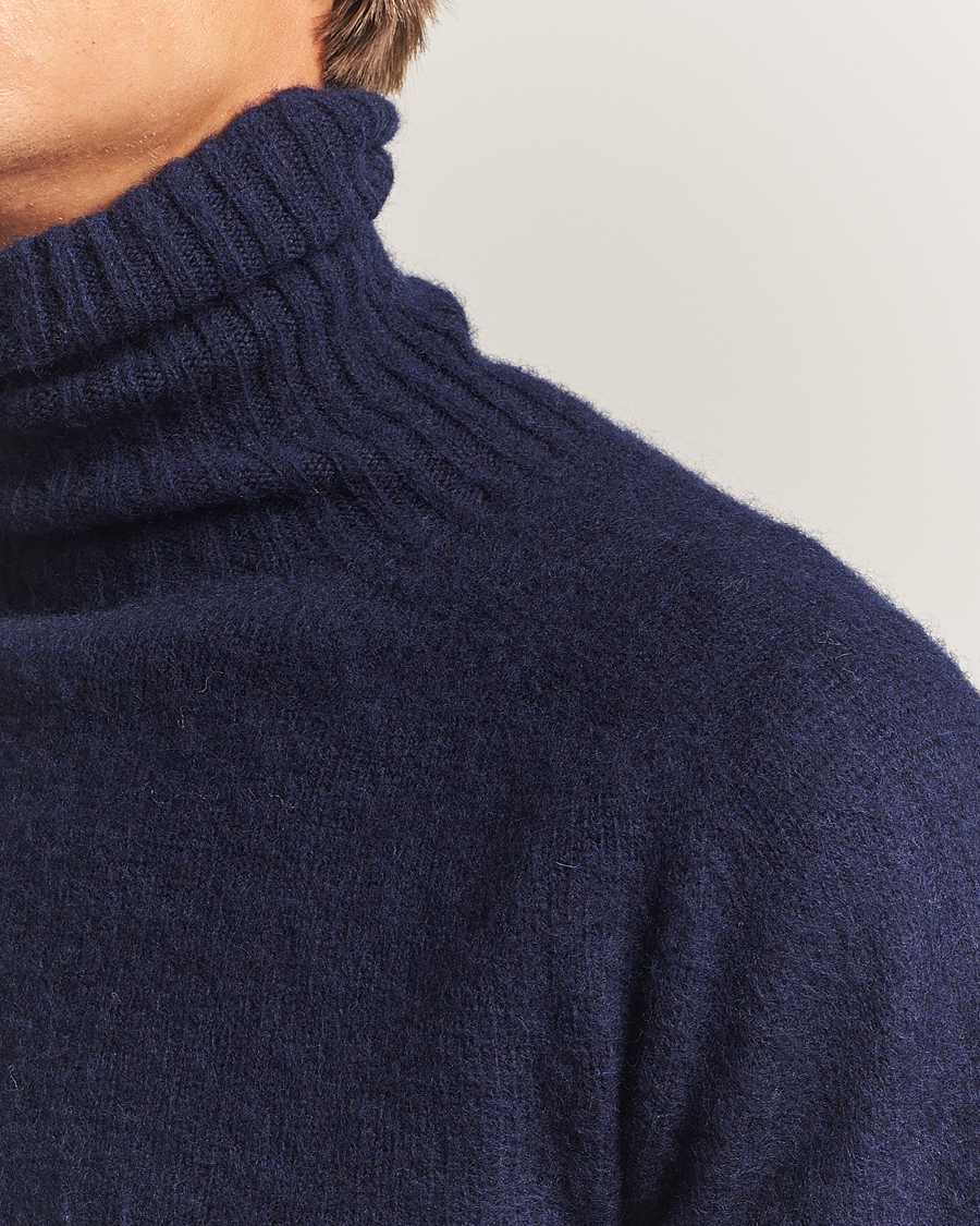 Herr | Tröjor | Harley Of Scotland | Brushed Supersoft Lambswool Rollneck Navy