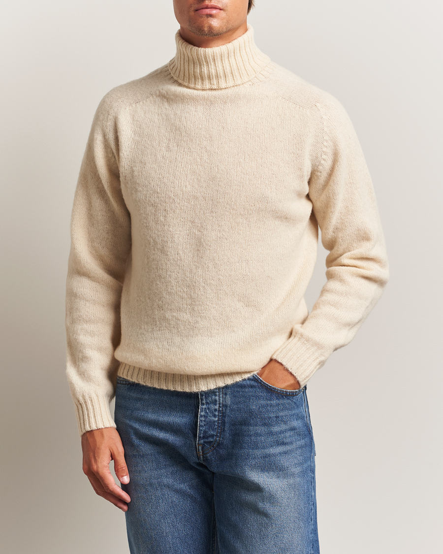 Herr | Tröjor | Harley Of Scotland | Brushed Supersoft Lambswool Rollneck Vanilla