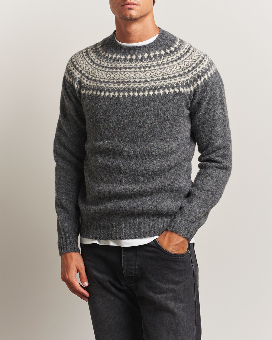 Herr | Tröjor | Harley Of Scotland | Brushed Supersoft Lambswool Yolk Fairisle Grey