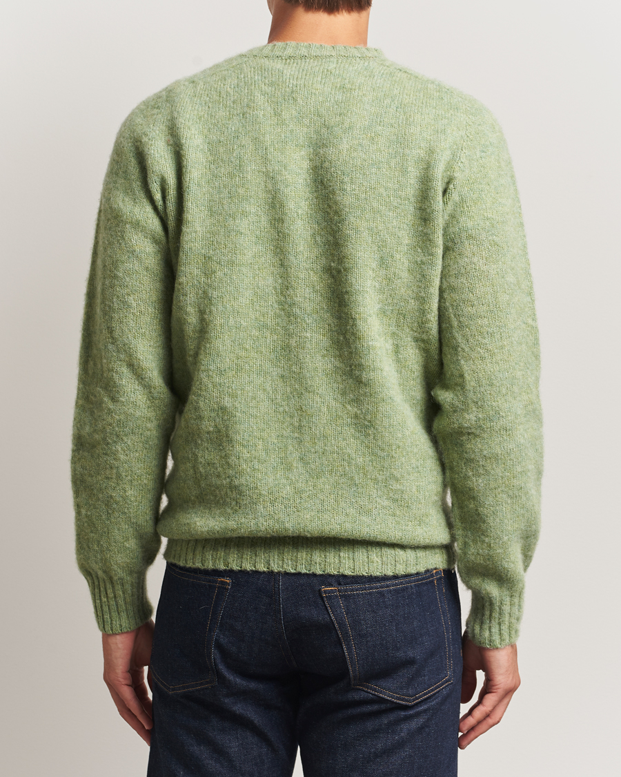 Herr | Tröjor | Harley Of Scotland | Brushed Supersoft Lambswool V-Neck Light Green