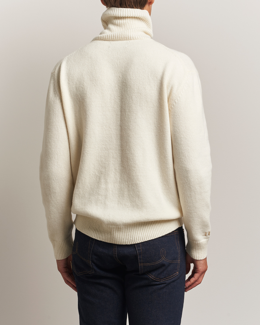 Herr | Tröjor | Baracuta | Flag Logo Wool Turtleneck Antique White