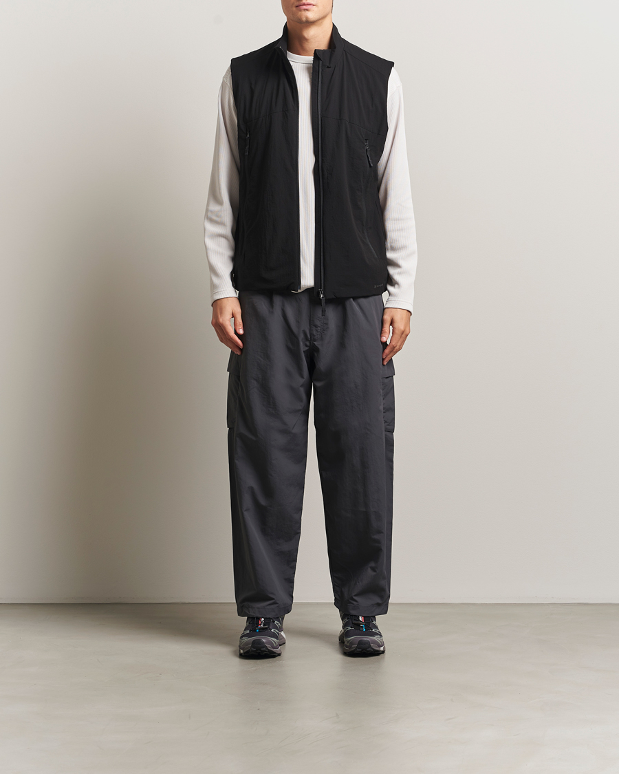 Herr | Västar | Snow Peak | Breathable Insulated Vest Black