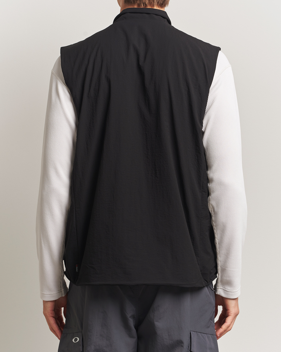 Herr | Västar | Snow Peak | Breathable Insulated Vest Black