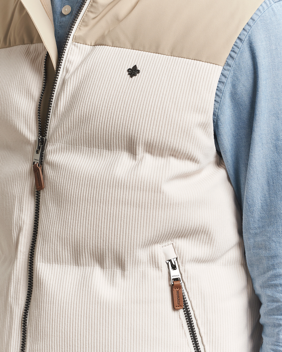 Herr | Västar | Morris | Catton Puffer Vest Off White