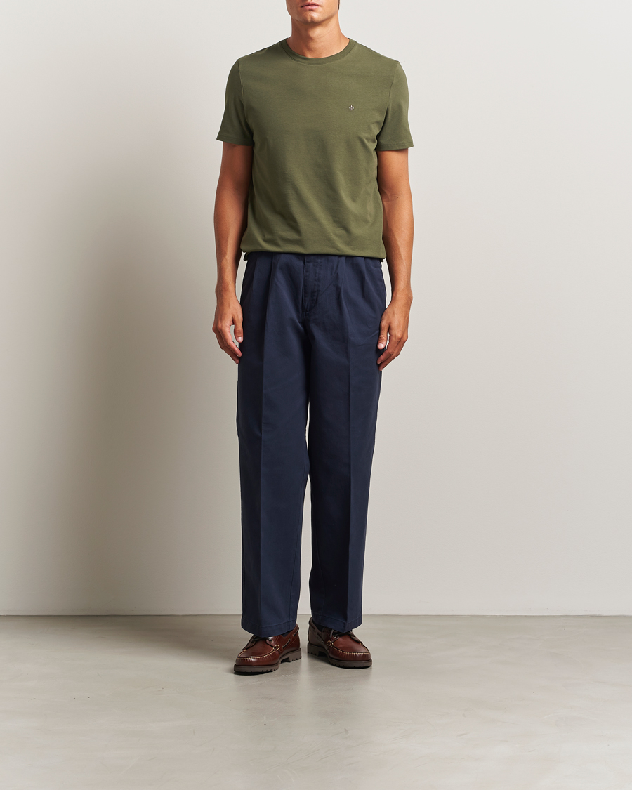 Herr | T-Shirts | Morris | James Crew Neck T-Shirt Olive