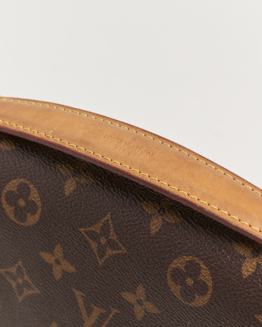 Herr | Pre-Owned & Vintage Bags | Louis Vuitton Pre-Owned | Pochette Métis Monogram