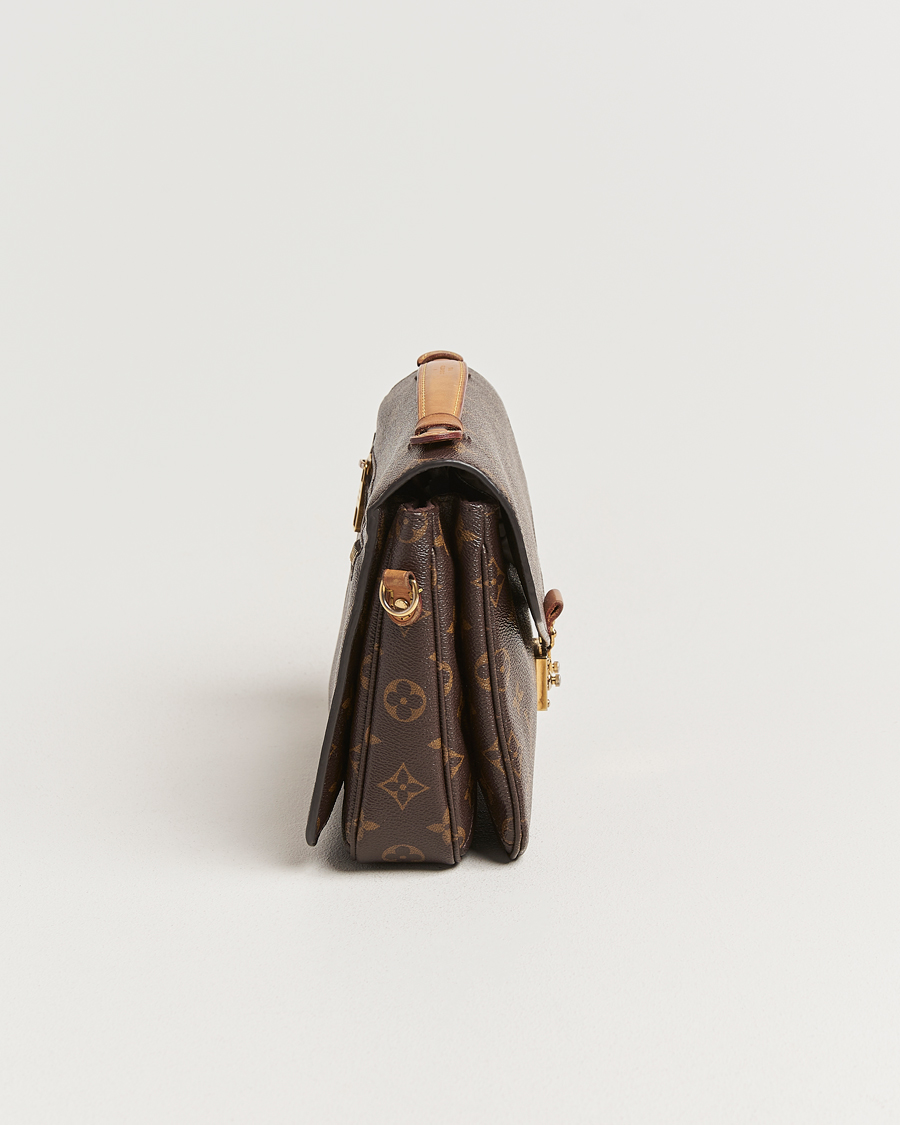 Herr | Pre-Owned & Vintage Bags | Louis Vuitton Pre-Owned | Pochette Métis Monogram