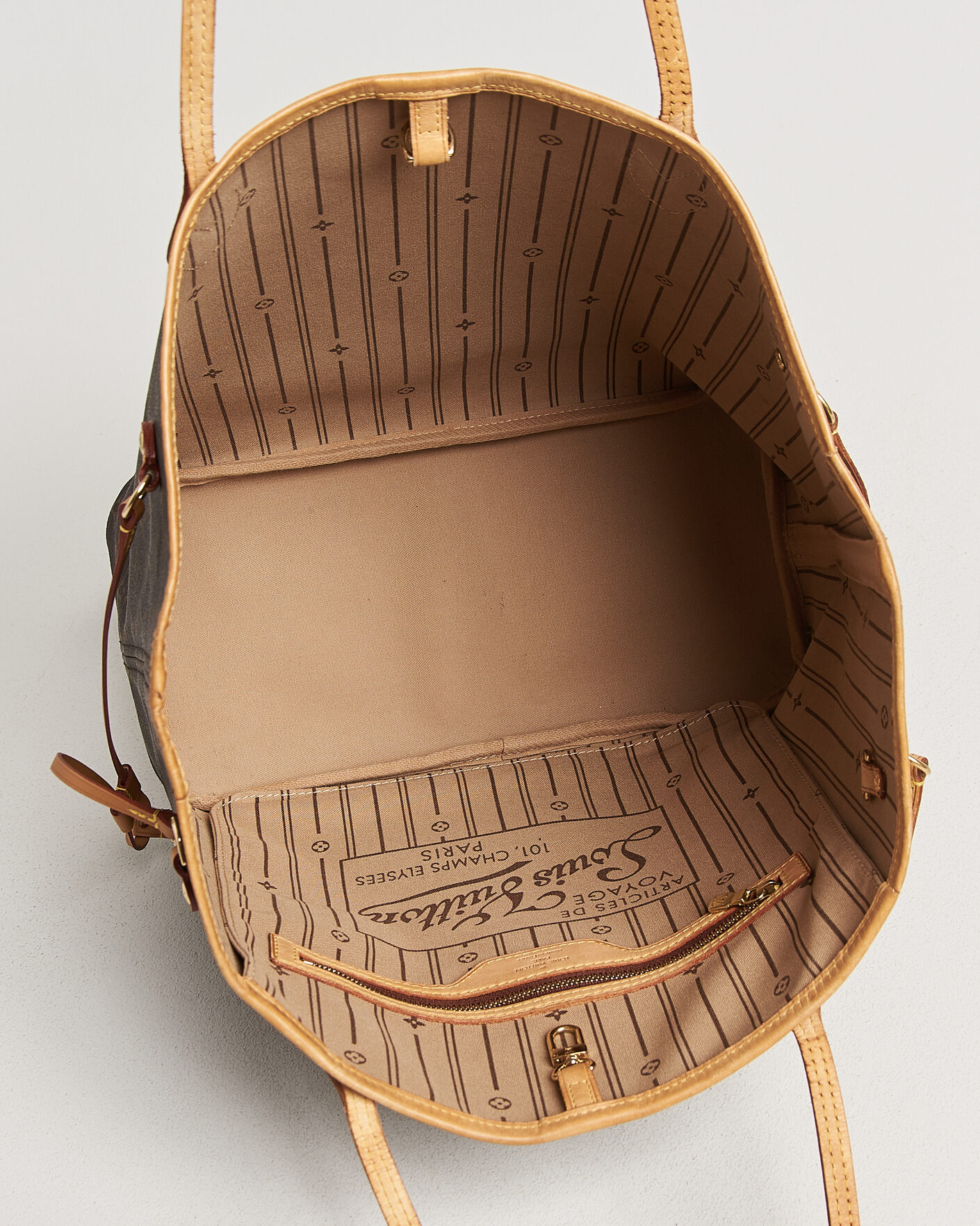 Herr | Pre-Owned & Vintage Bags | Louis Vuitton Pre-Owned | Neverfull MM Monogram