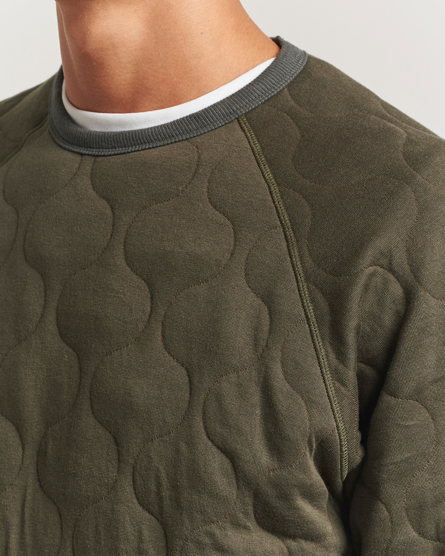 Herr | Tröjor | BEAMS PLUS | MIL Quilt Crew Neck Olive