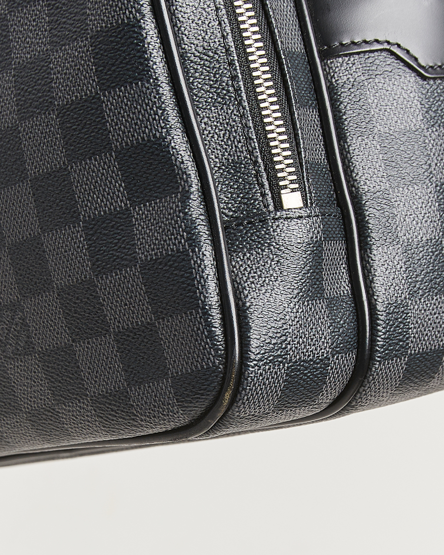 Herr | Pre-Owned & Vintage Bags | Louis Vuitton Pre-Owned | Leoh Shoulder Bag Damier Graphite