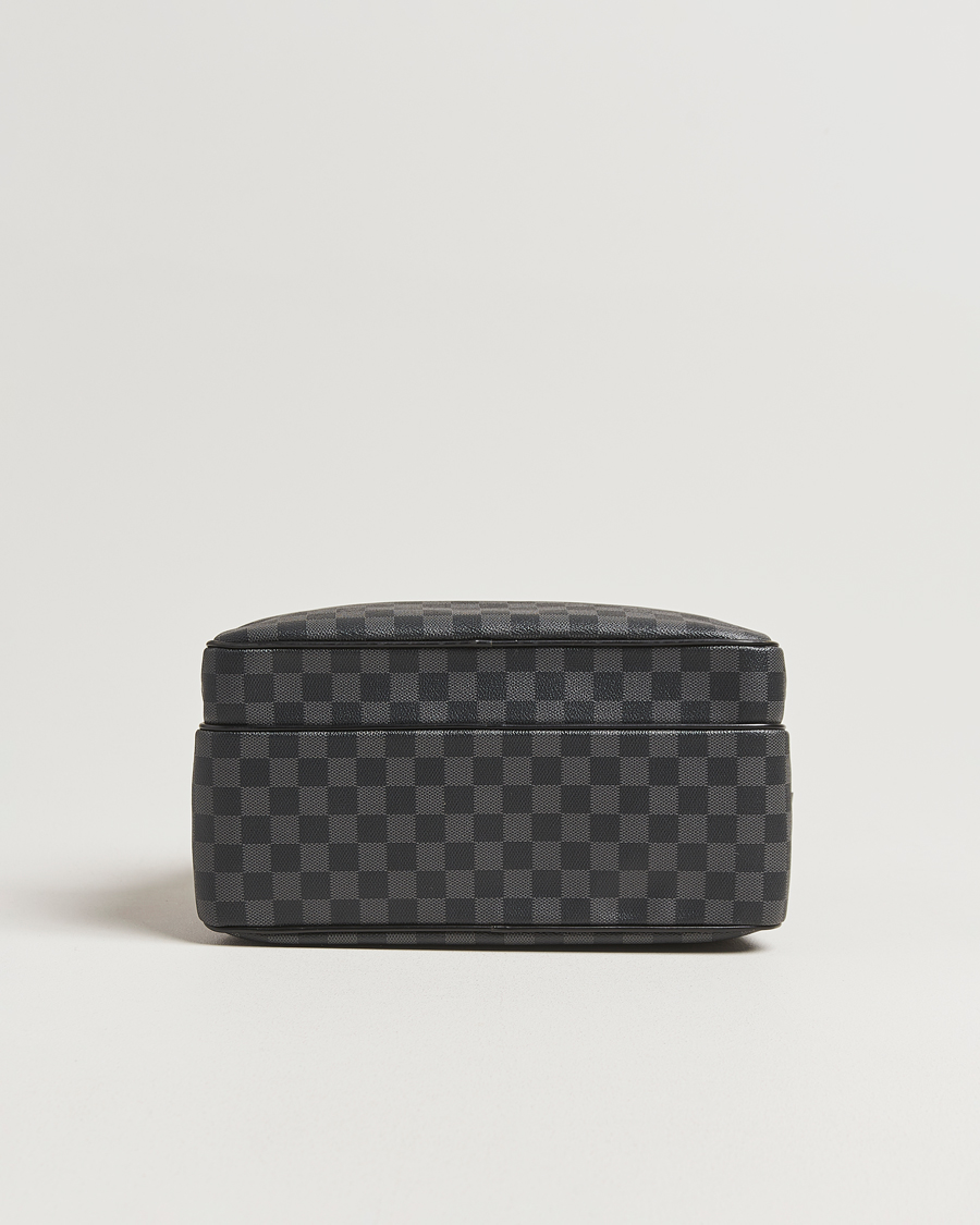 Herr | Pre-Owned & Vintage Bags | Louis Vuitton Pre-Owned | Leoh Shoulder Bag Damier Graphite