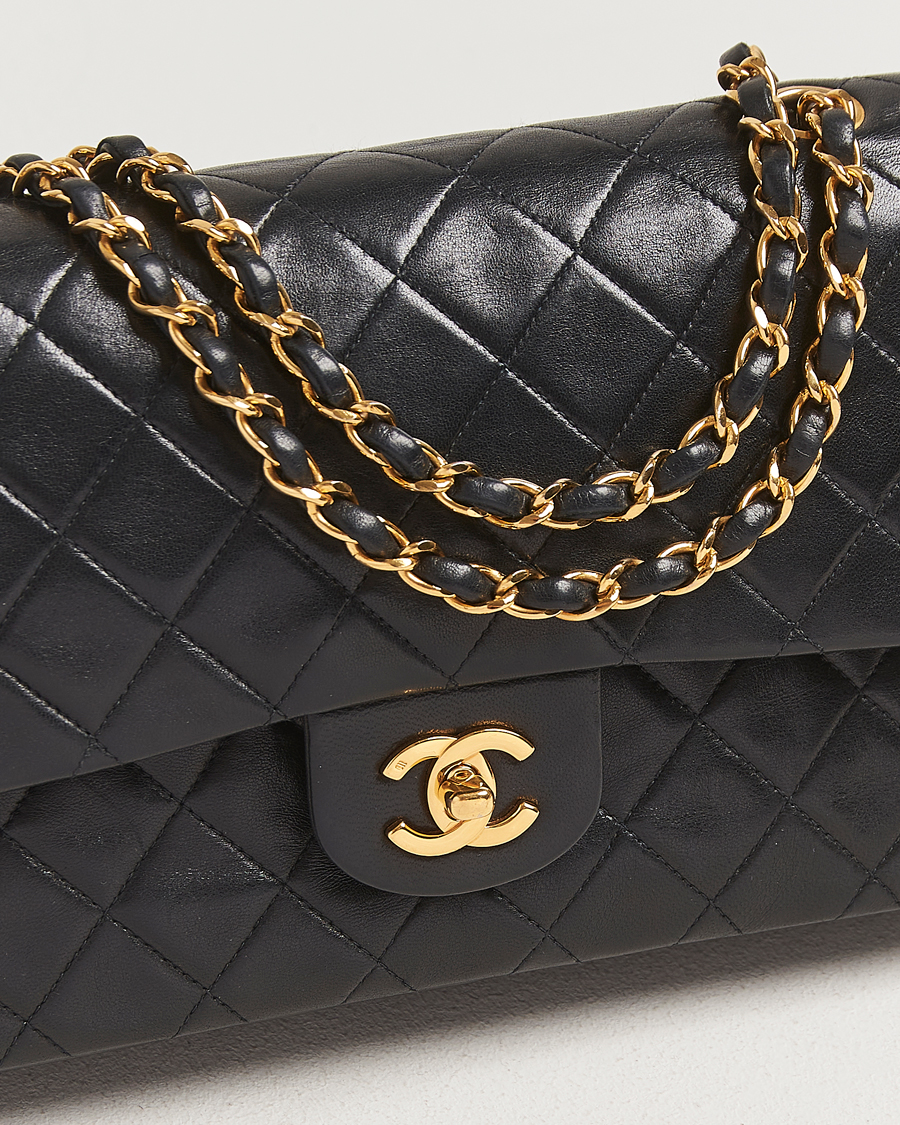Herr | Pre-Owned & Vintage Bags | Chanel Pre-Owned | Classic Double Flap Medium Black