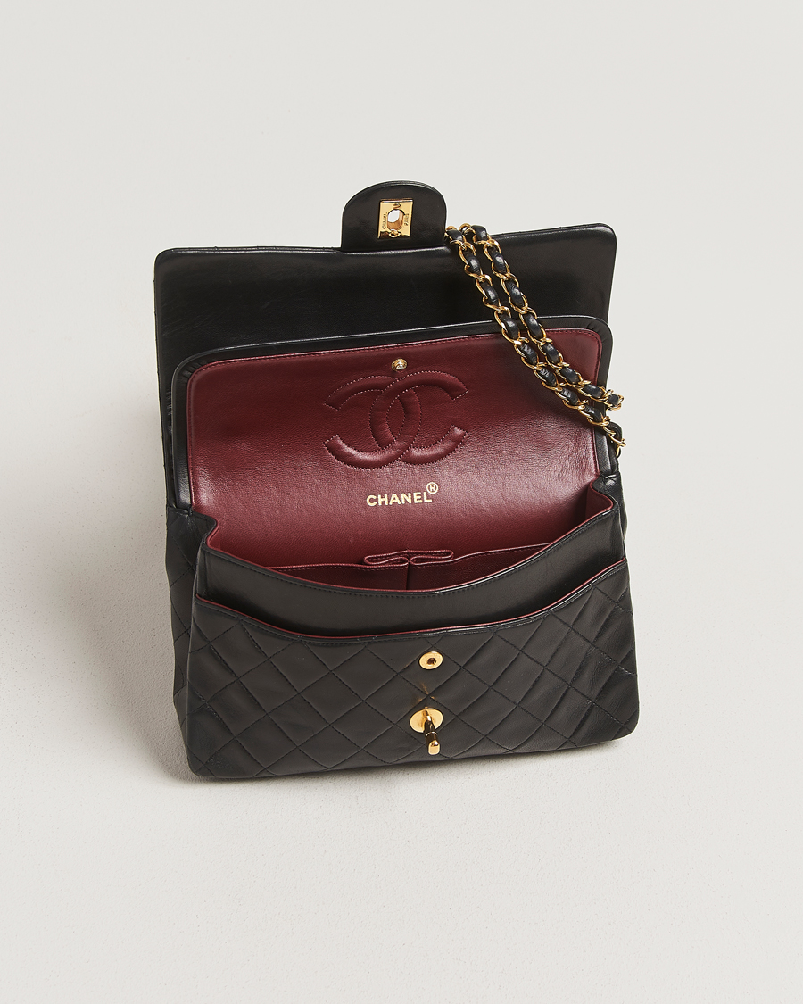 Herr | Pre-Owned & Vintage Bags | Chanel Pre-Owned | Classic Double Flap Medium Black