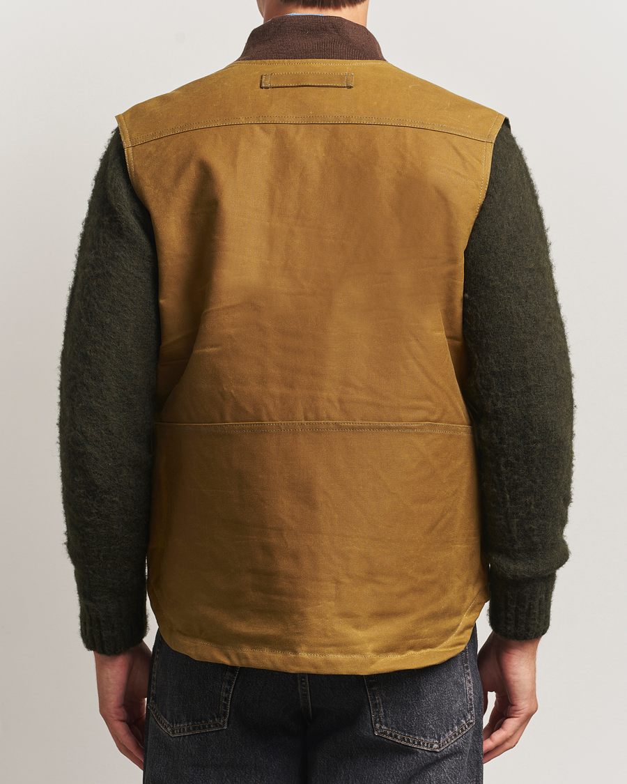 Herr | Jackor | Filson | Tin Cloth Insulated Work Vest Dark Tan